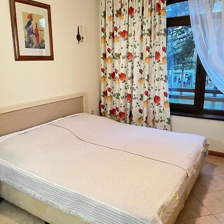 Royal Sun - Vaio - 1br With Balcony Apartman Napospart